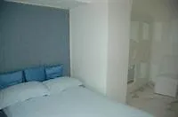Tuoro Apartment *